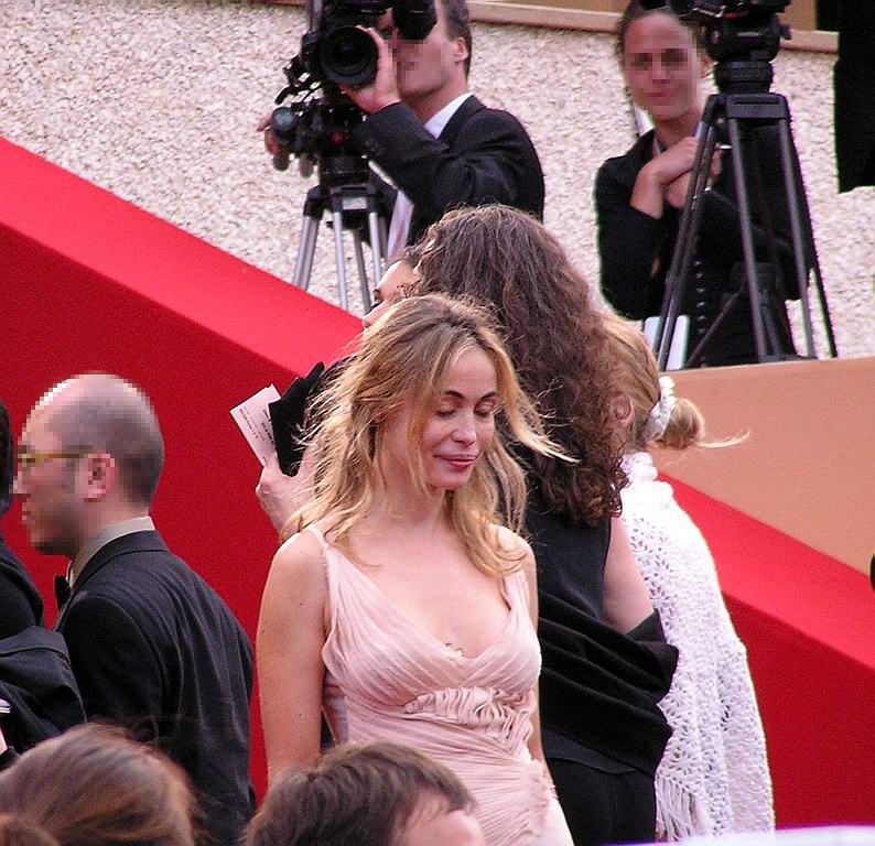 Emmanuelle beart