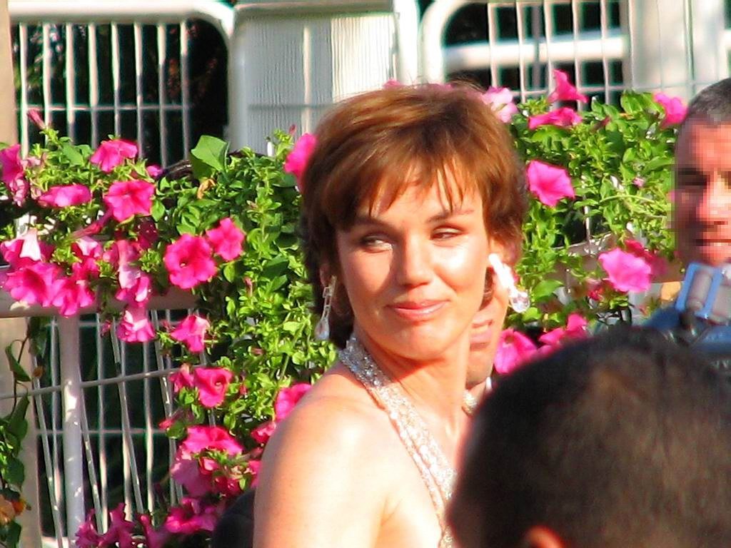 Claire Nebout