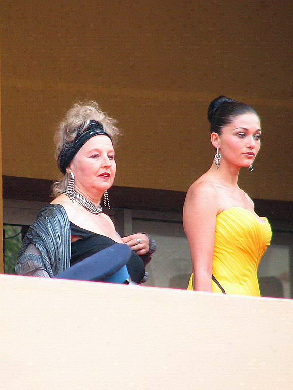 Anna Schygulla & Nurgul Yesilcay