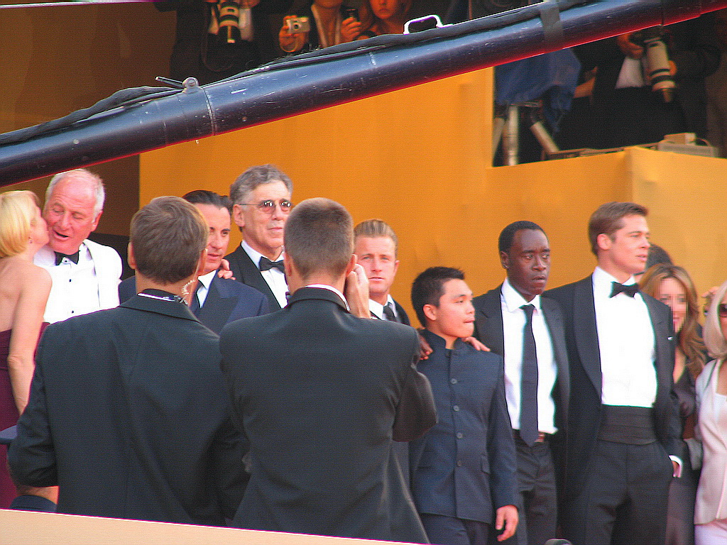 Ellen Barkin,Jerry Weintraub,Andy Garcia,Elliott Gould,Scott Caan,Shaobo Qin,Don Cheadle,Brad Pitt